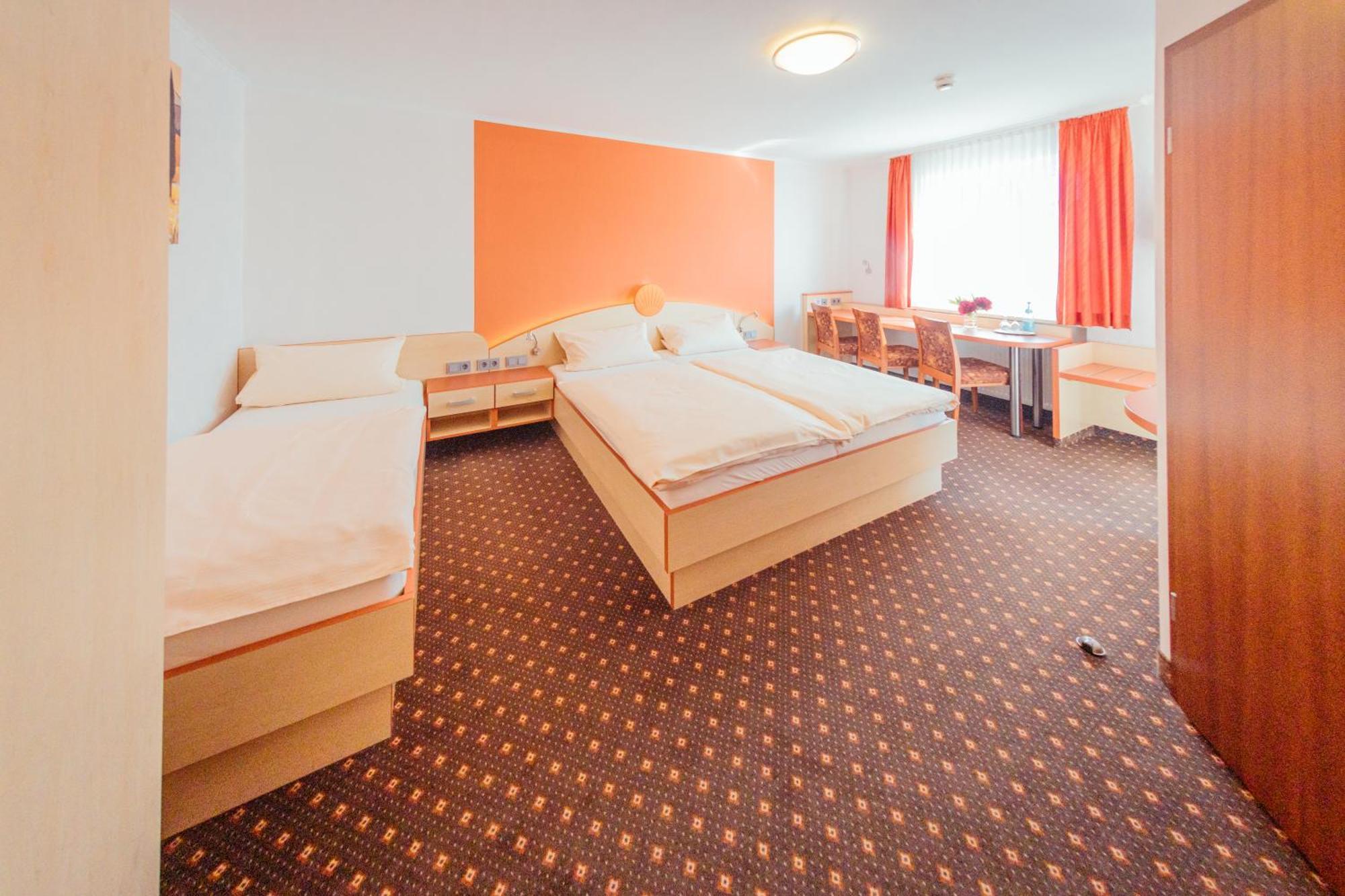 Hotel Sonnental Neusorg Exterior photo